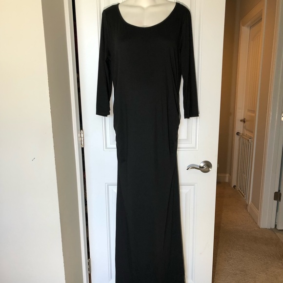 Black Mother Bee Maternity Maxi Dress - Picture 2 of 4